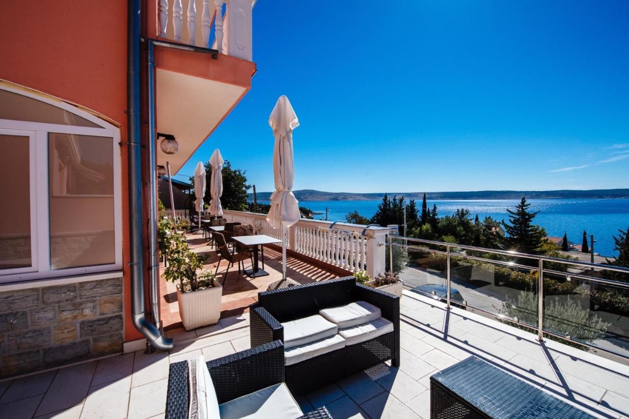 Apartments By The Sea Starigrad, Paklenica - 16421 Exteriér fotografie