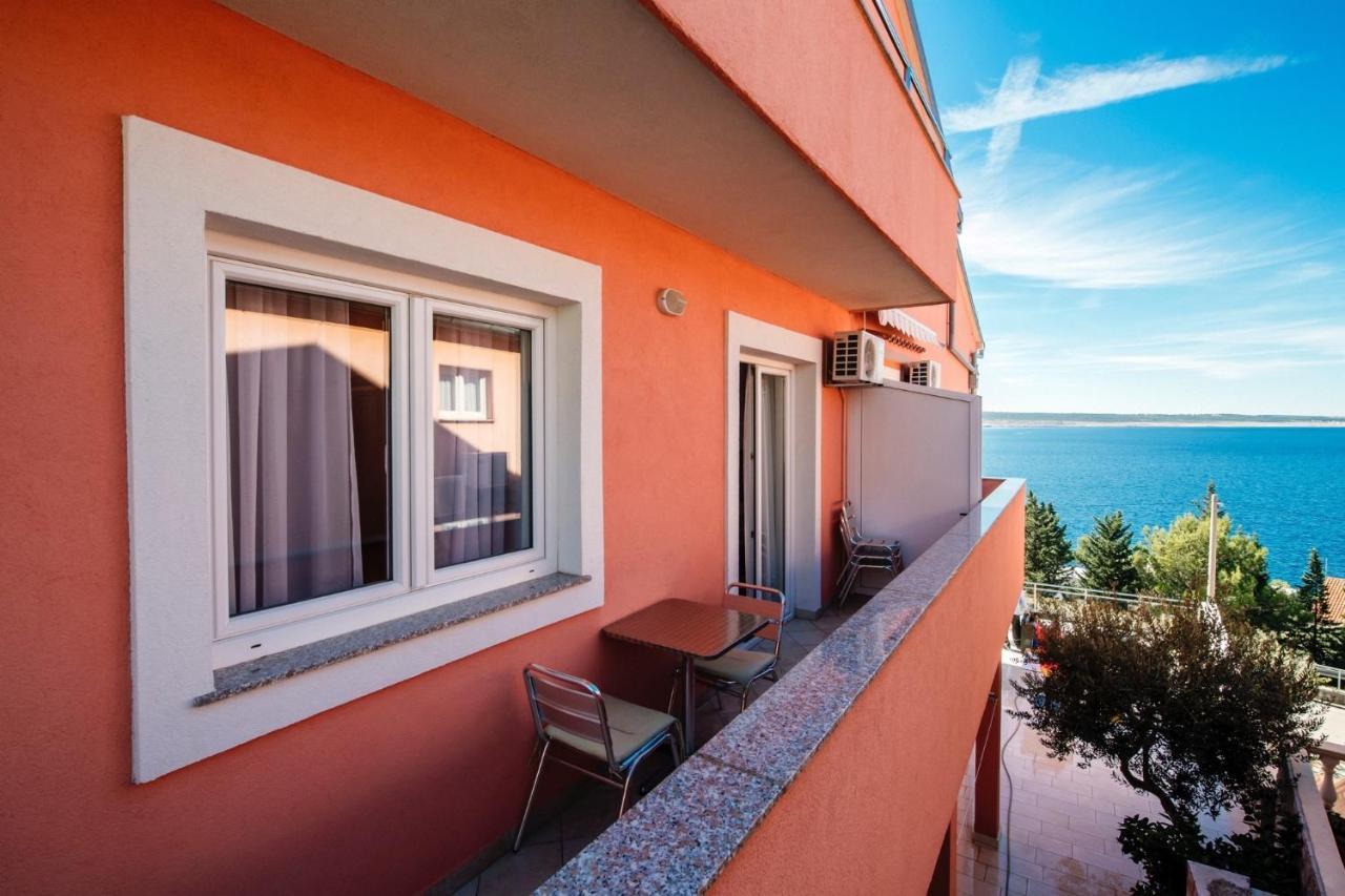 Apartments By The Sea Starigrad, Paklenica - 16421 Exteriér fotografie